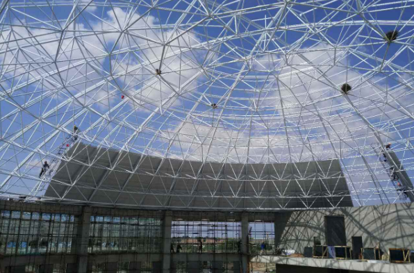 华蓥网架公司为大家分享干煤棚在后期的维护措施